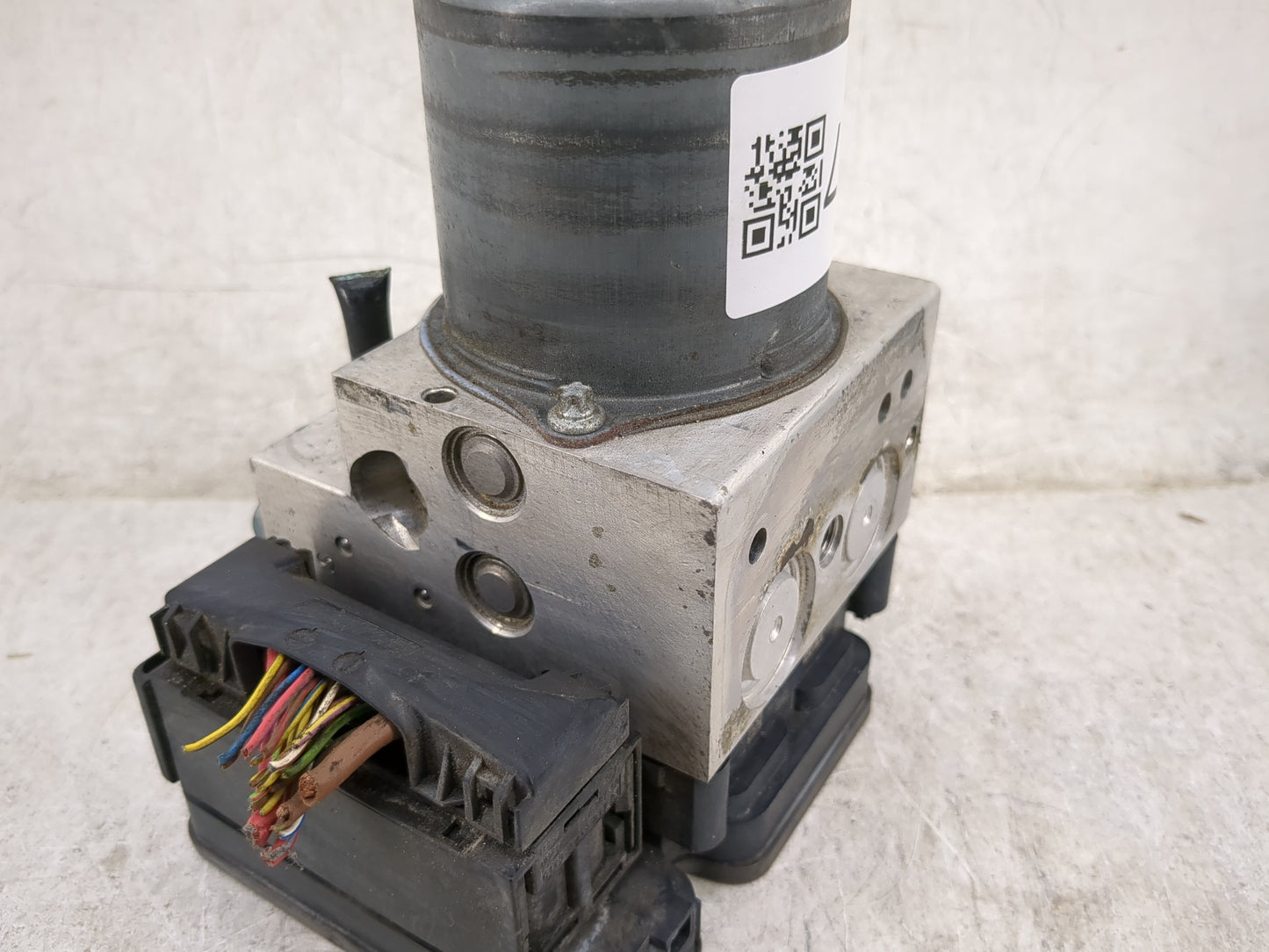 2014-2018 Bmw X5 ABS Pump Control Module Replacement P/N:6874802-01 Fits Fits 2014 2015 2016 2017 2018 2019 OEM Used Auto Pa