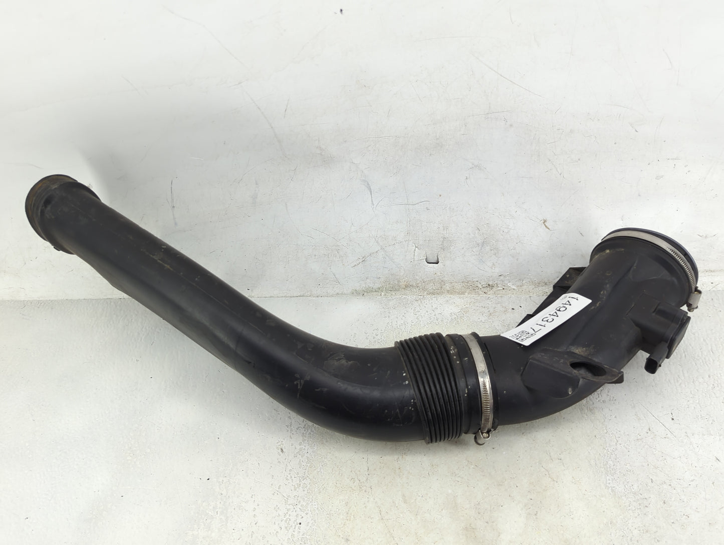 2018 Bmw X5 Air Cleaner Intake Duct Hose Tube - Oemusedautoparts1.com