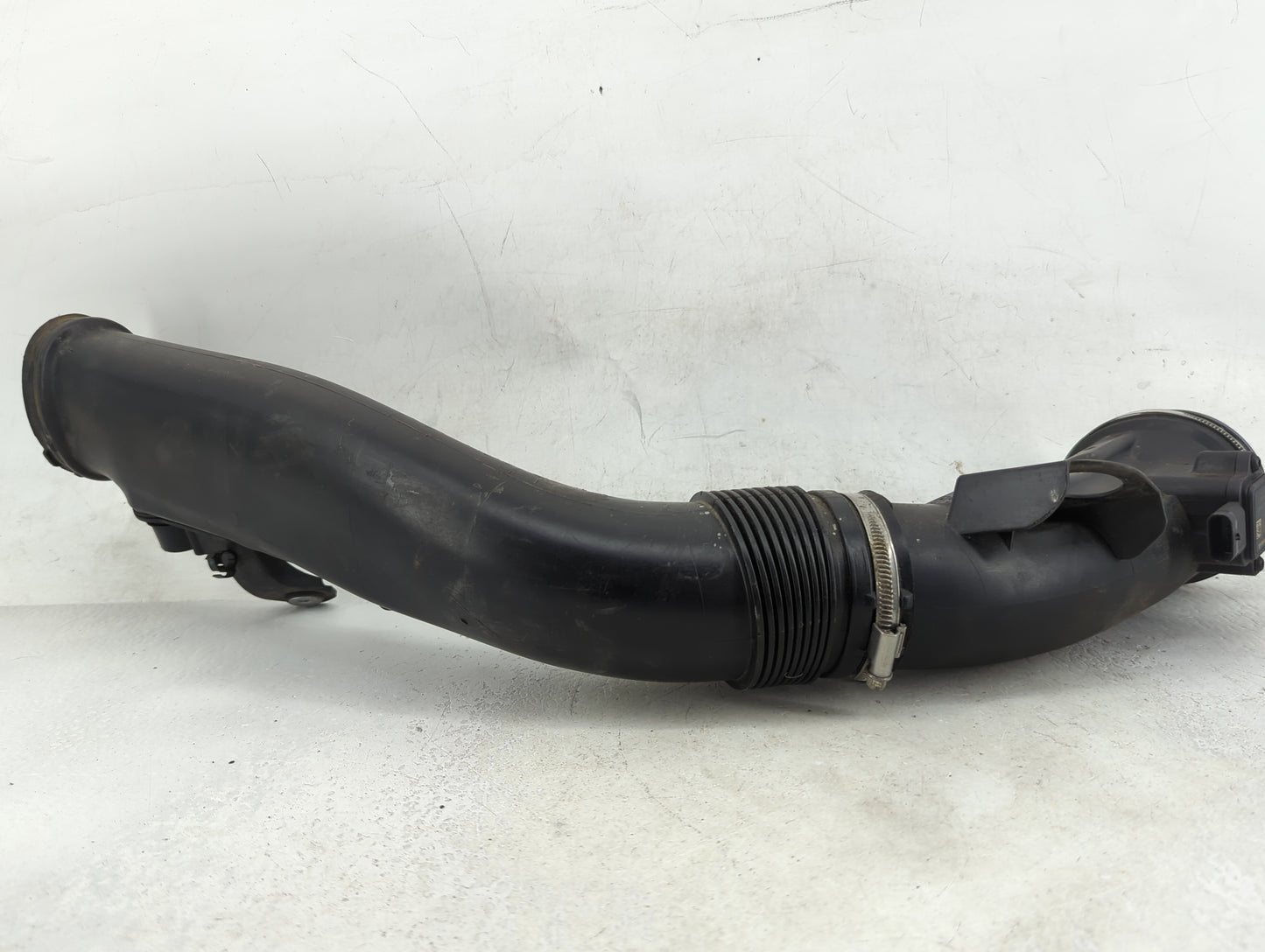 2018 Bmw X5 Air Cleaner Intake Duct Hose Tube - Oemusedautoparts1.com
