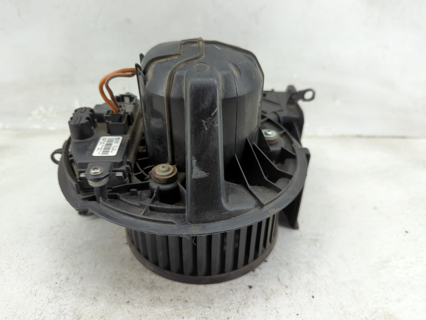 2018 Bmw X6 Heater AC Blower Motor P/N:9276112-01 T1016251Q-A Fits OEM Used Auto Parts - Oemusedautoparts1.com