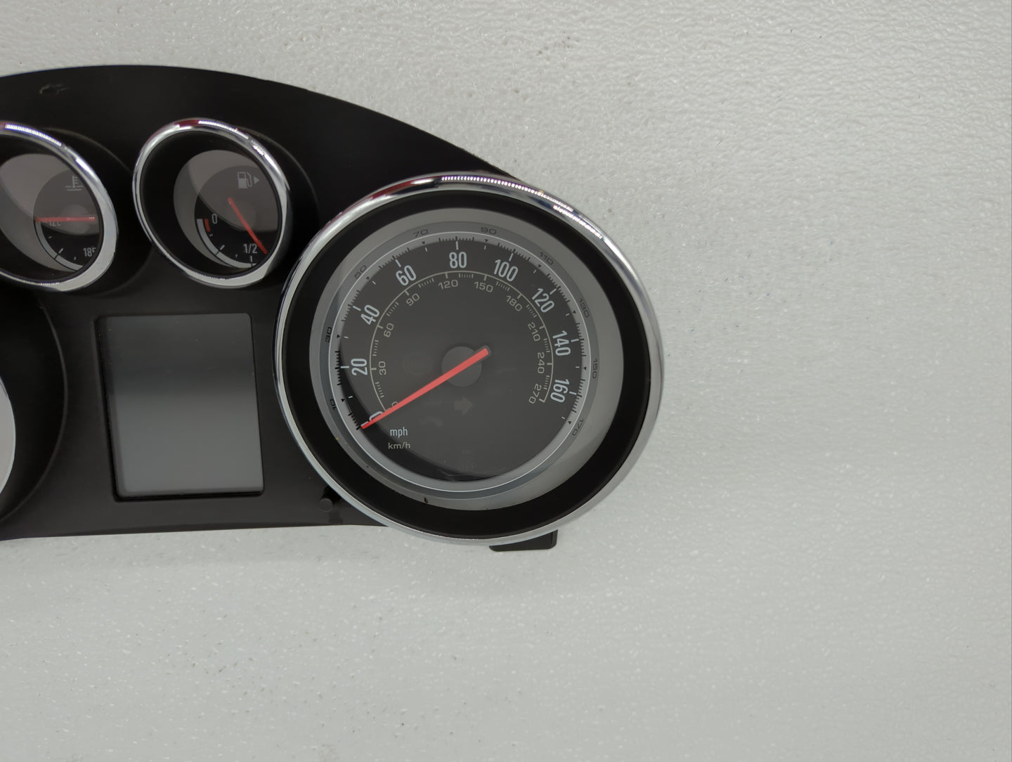 2016-2018 Buick Cascada Instrument Cluster Speedometer Gauges P/N:39013456 Fits Fits 2016 2017 2018 OEM Used Auto Parts - Oe