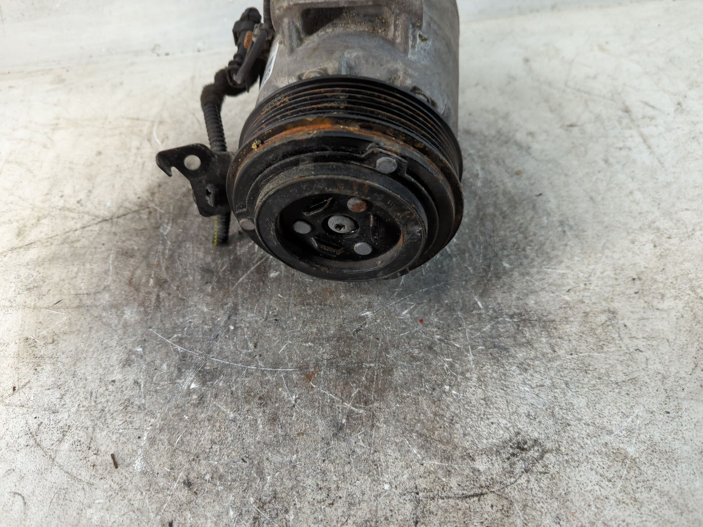 2017-2019 Buick Cascada Air Conditioning A/c Ac Compressor Oem - Oemusedautoparts1.com