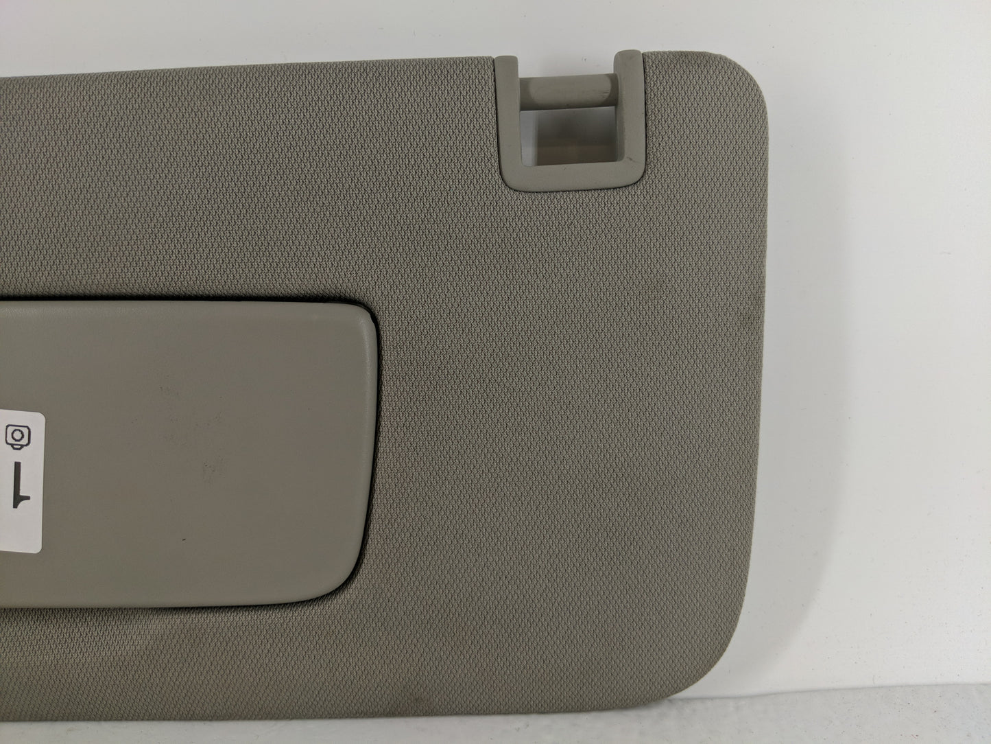 2018-2020 Buick Enclave Sun Visor Shade Replacement Passenger Right Mirror Fits Fits 2018 2019 2020 OEM Used Auto Parts - Oe