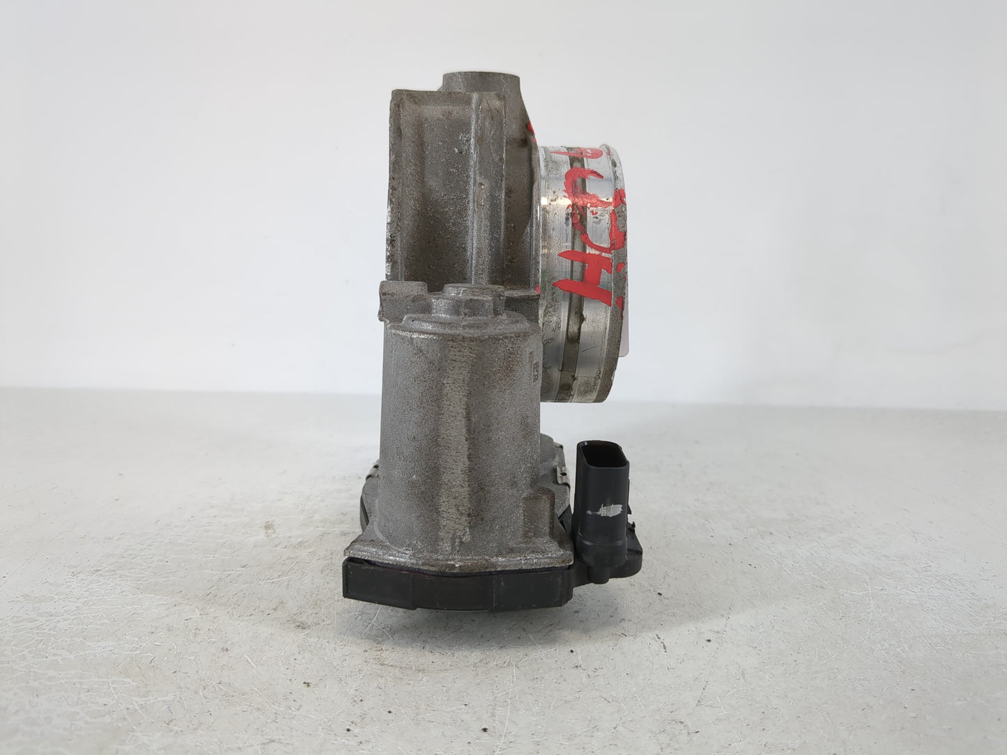 2012-2020 Buick Enclave Throttle Body P/N:12670981AA Fits Fits 2012 2013 2014 2015 2016 2017 2018 2019 2020 2021 2022 OEM Us