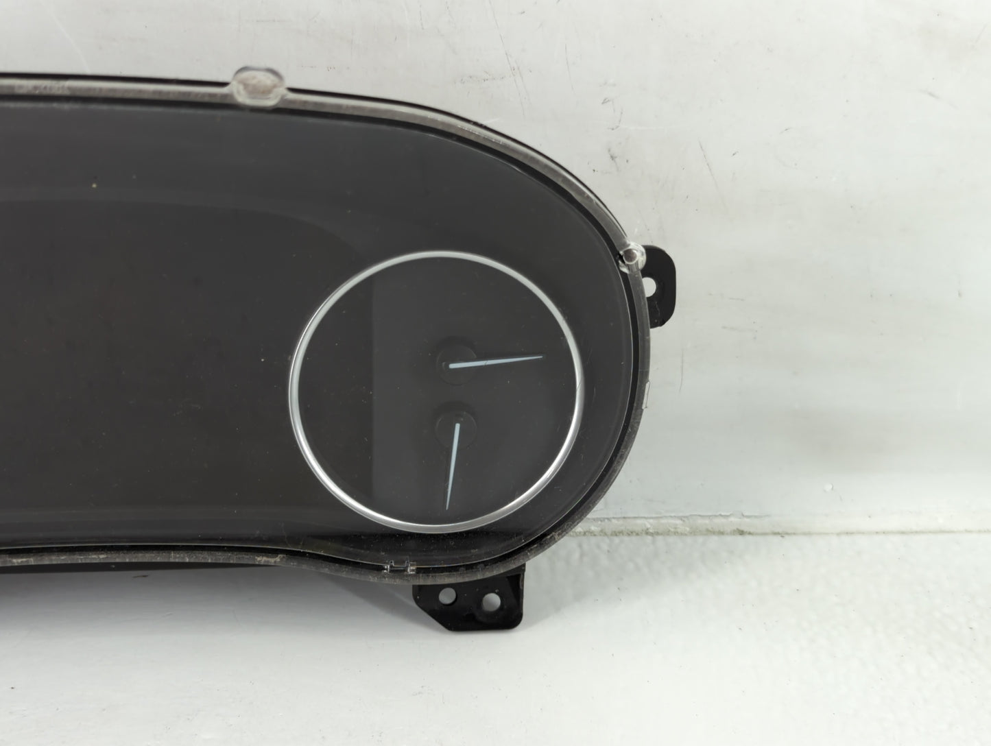 2018 Buick Enclave Instrument Cluster Speedometer Gauges P/N:84410637 Fits OEM Used Auto Parts - Oemusedautoparts1.com