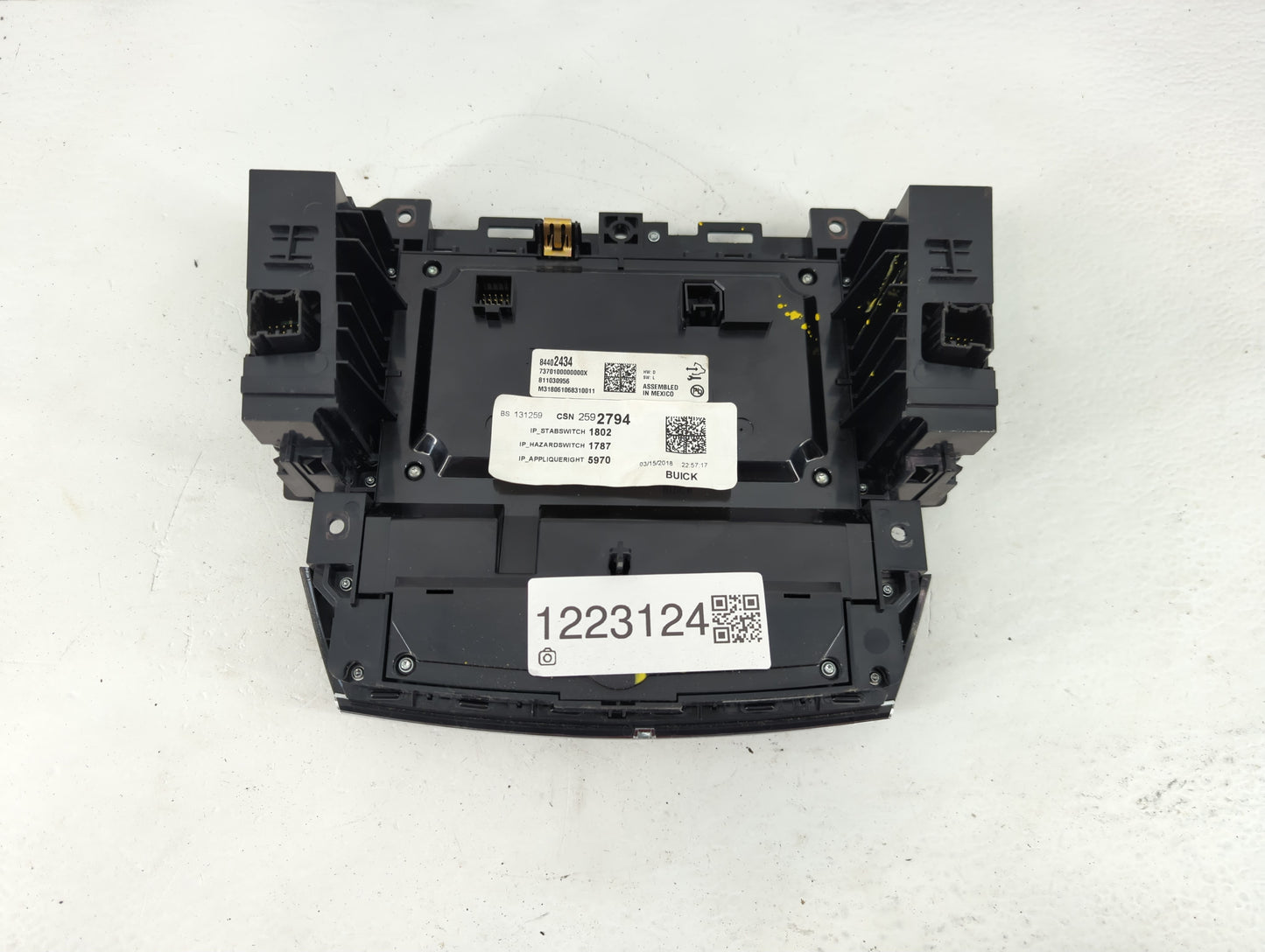 2018 Buick Enclave Information Display Screen - Oemusedautoparts1.com