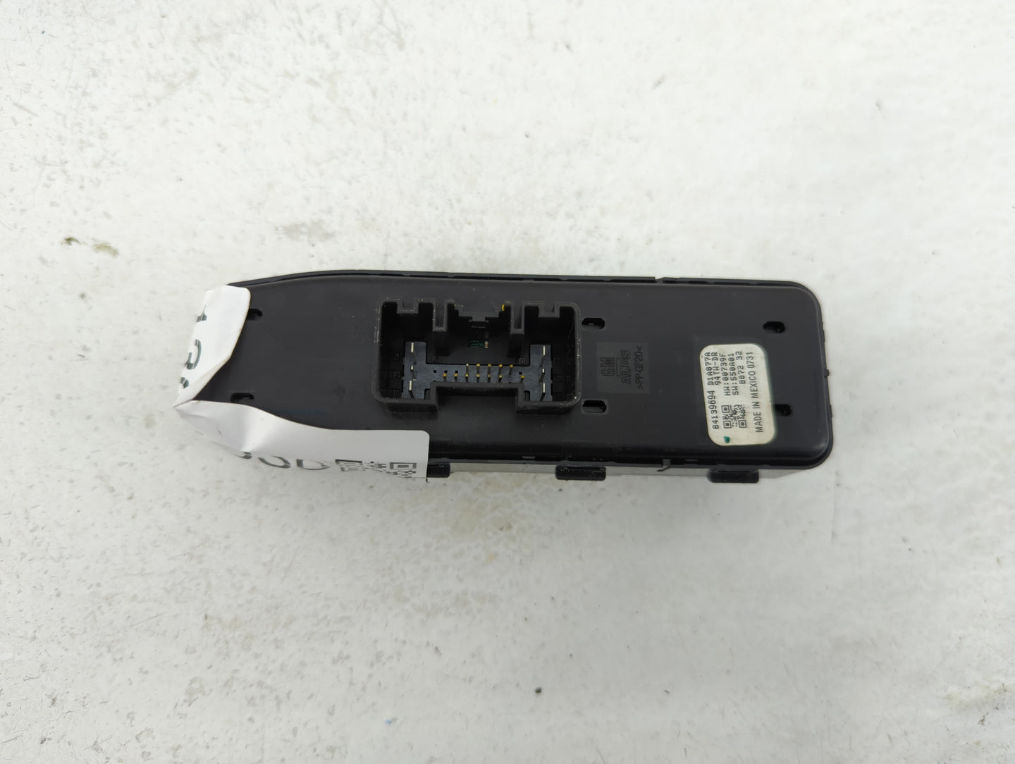 2018 Buick Enclave Master Power Window Switch Replacement Driver Side Left P/N:84139694 Fits OEM Used Auto Parts - Oemusedau