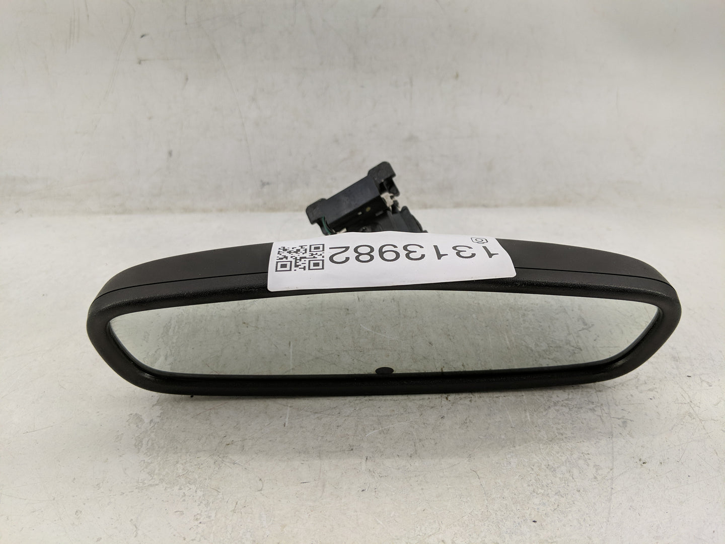 2018-2020 Buick Enclave Interior Rear View Mirror Replacement OEM Fits Fits 2017 2018 2019 2020 2021 2022 OEM Used Auto Part