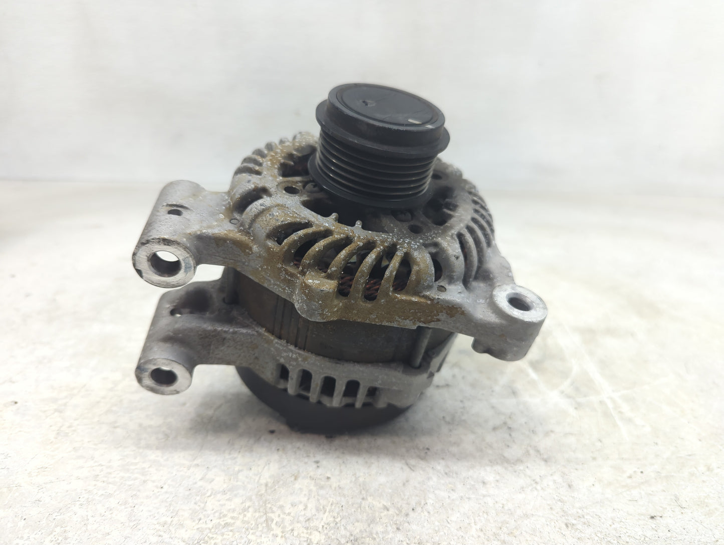 2018-2020 Buick Enclave Alternator Replacement Generator Charging Assembly Engine OEM P/N:A002TV0181ZC 13506432 Fits OEM Use