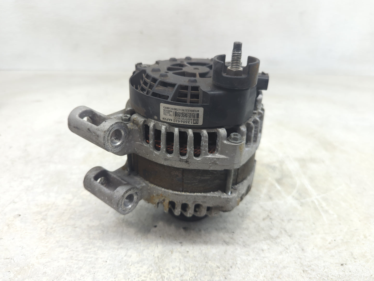2018-2020 Buick Enclave Alternator Replacement Generator Charging Assembly Engine OEM P/N:A002TV0181ZC 13506432 Fits OEM Use