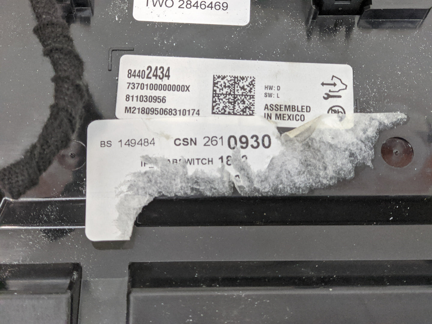 2018-2019 Buick Enclave Radio Control Panel - Oemusedautoparts1.com
