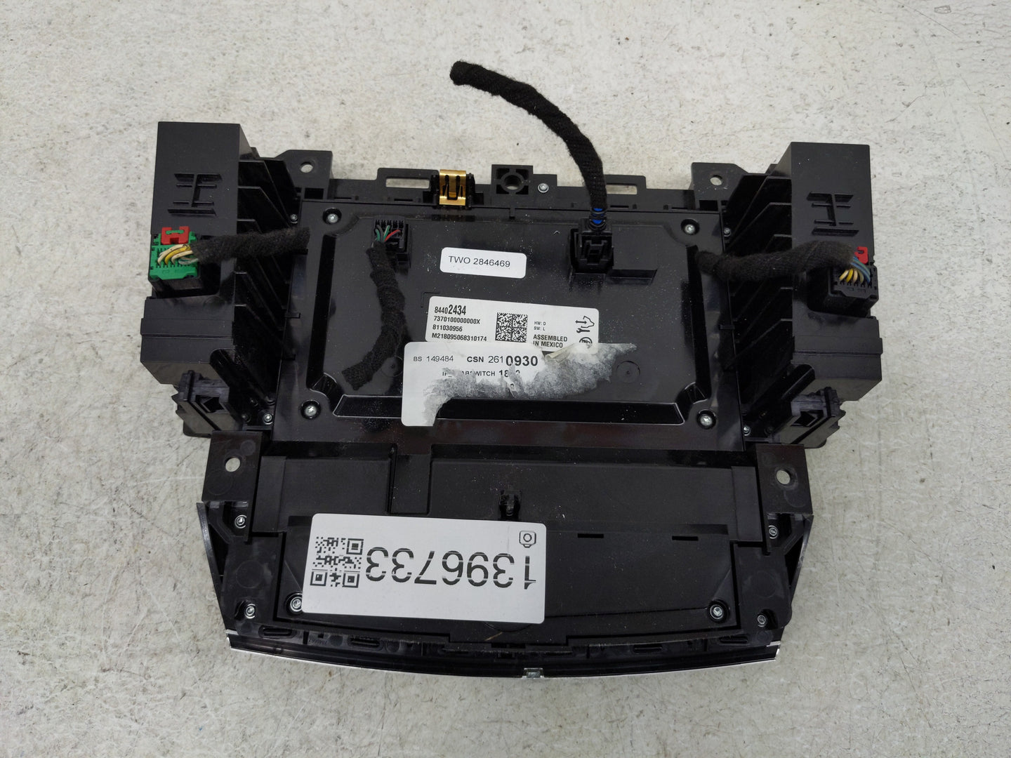 2018-2019 Buick Enclave Radio Control Panel - Oemusedautoparts1.com