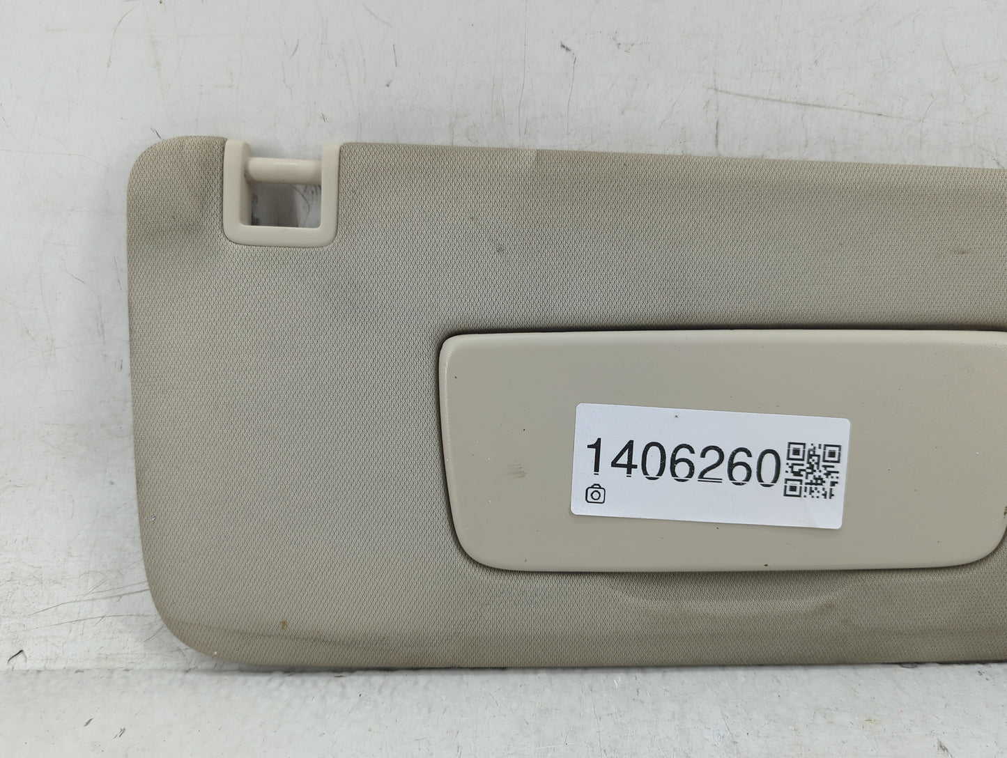 2018-2020 Buick Enclave Sun Visor Shade Replacement Passenger Right Mirror Fits Fits 2018 2019 2020 OEM Used Auto Parts - Oe
