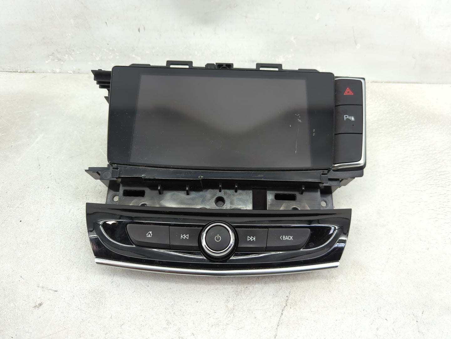 2018-2019 Buick Enclave Radio AM FM Cd Player Receiver Replacement P/N:84402434 Fits Fits 2018 2019 OEM Used Auto Parts - Oe