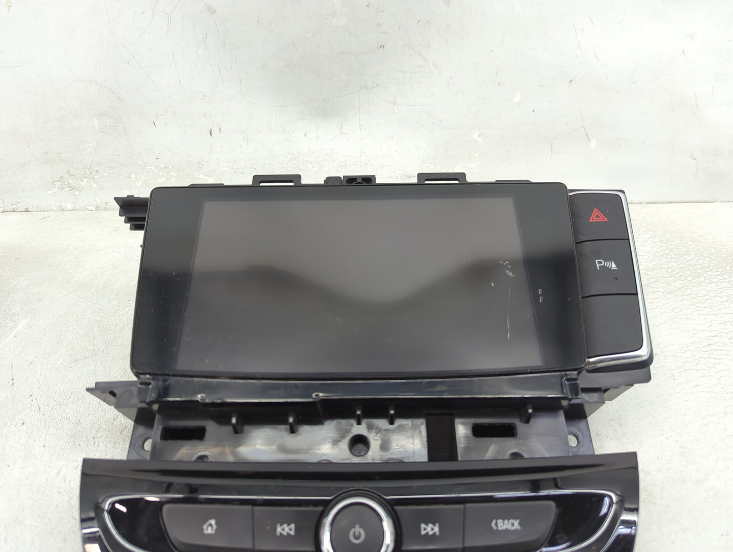 2018-2019 Buick Enclave Radio AM FM Cd Player Receiver Replacement P/N:84402434 Fits Fits 2018 2019 OEM Used Auto Parts - Oe