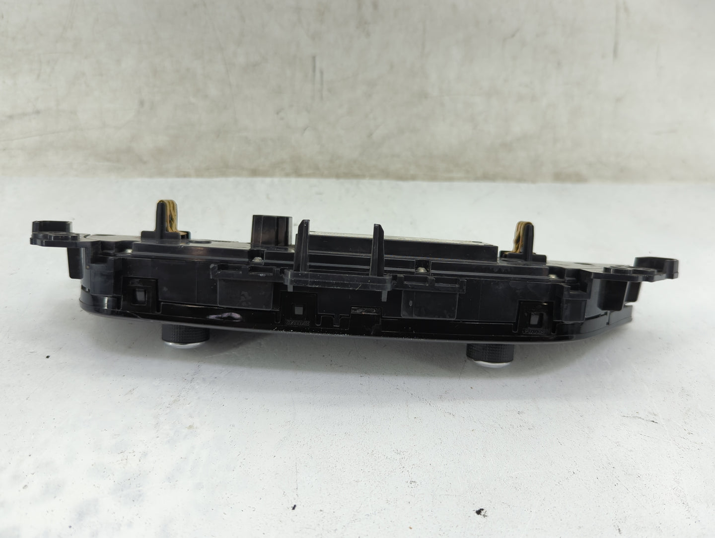 2018-2020 Buick Enclave Climate Control Module Temperature AC/Heater Replacement P/N:84320470 Fits Fits 2018 2019 2020 OEM U