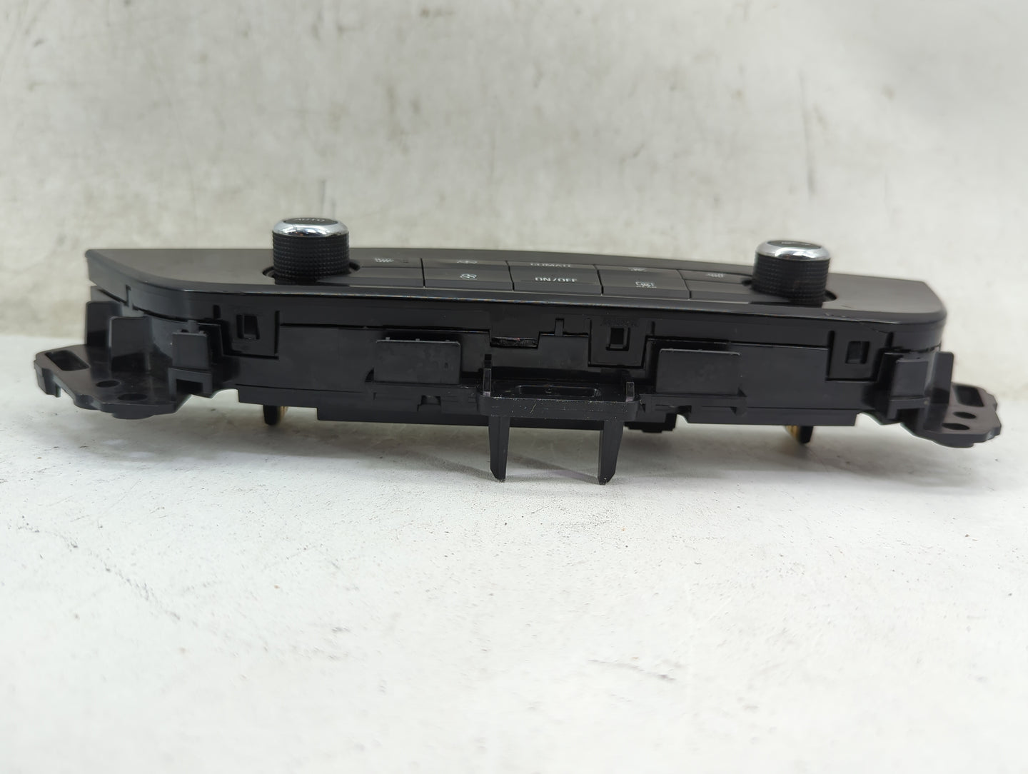 2018-2020 Buick Enclave Climate Control Module Temperature AC/Heater Replacement P/N:84320470 Fits Fits 2018 2019 2020 OEM U