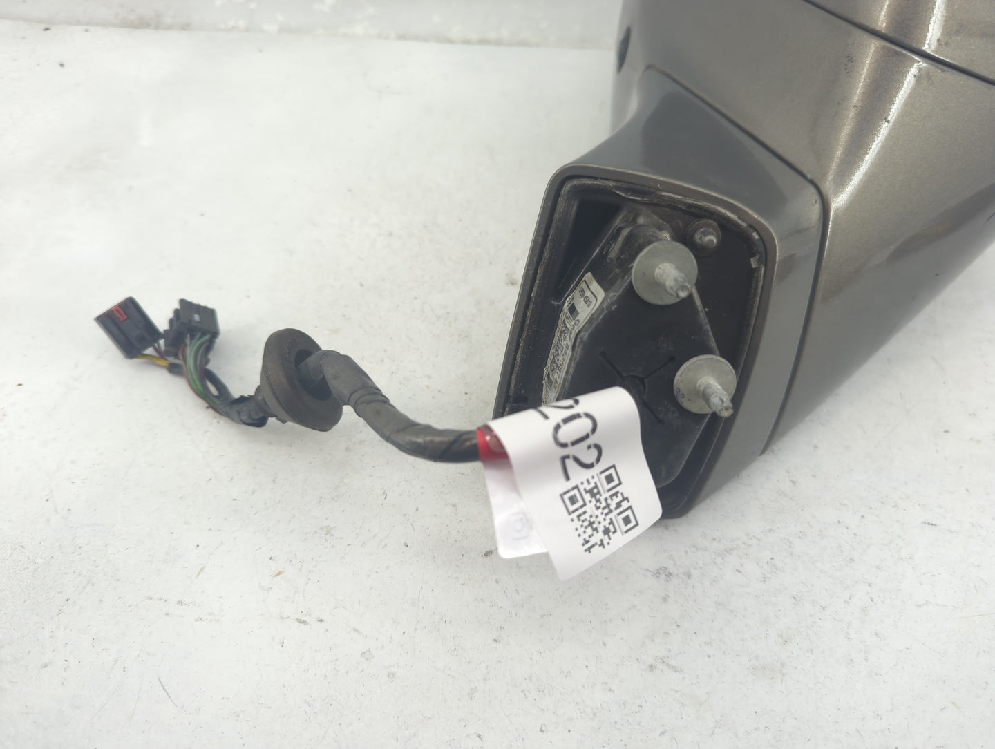 2018-2019 Buick Enclave Driver Side View Mirror - Left Door Mirror OEM Used - Oemusedautoparts1.com