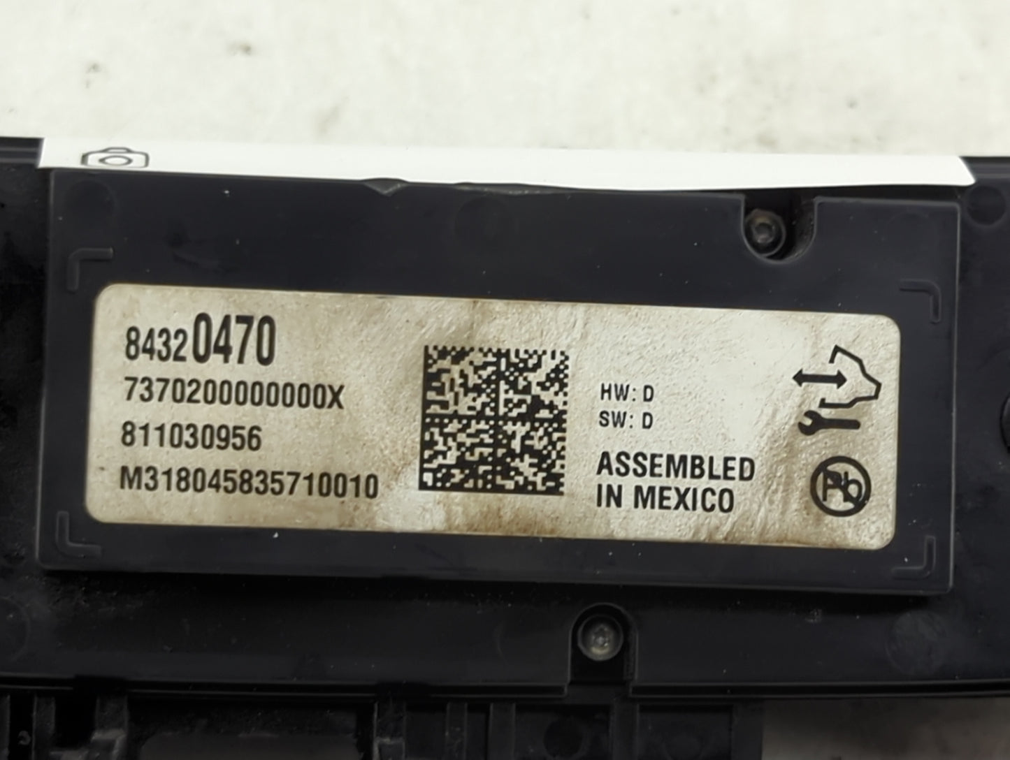 2018-2020 Buick Enclave Climate Control Module Temperature AC/Heater Replacement P/N:84320470 7370200000000X Fits OEM Used A