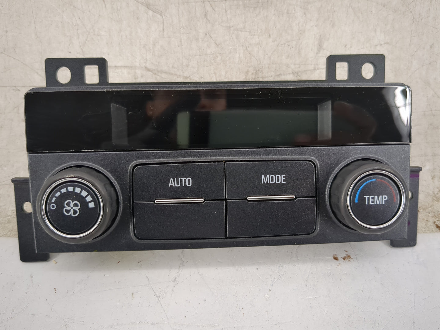 2018-2019 Buick Enclave Climate Control Module Temperature AC/Heater Replacement P/N:23507152 Fits Fits 2018 2019 2020 2021 