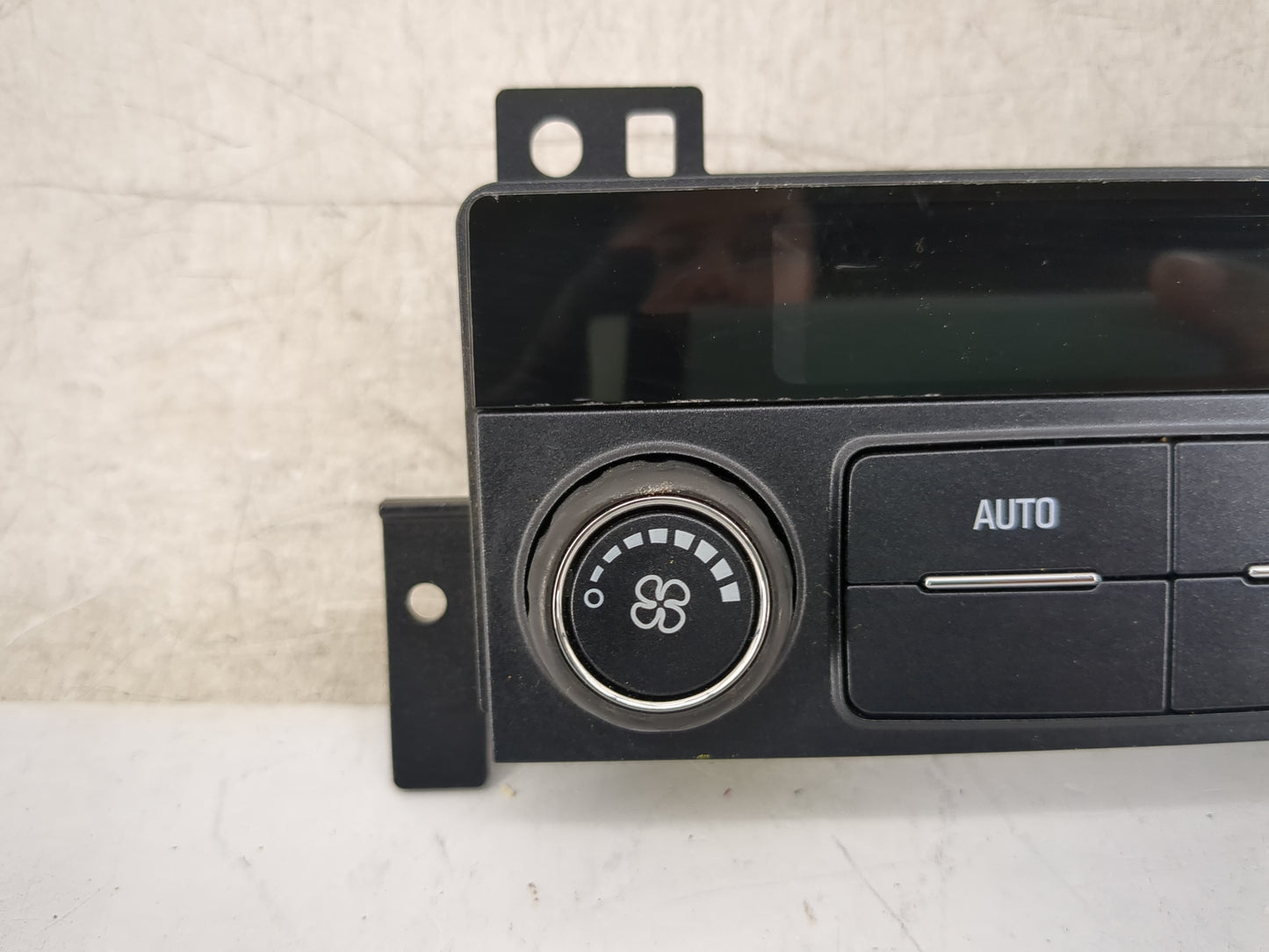 2018-2019 Buick Enclave Climate Control Module Temperature AC/Heater Replacement P/N:23507152 Fits Fits 2018 2019 2020 2021 
