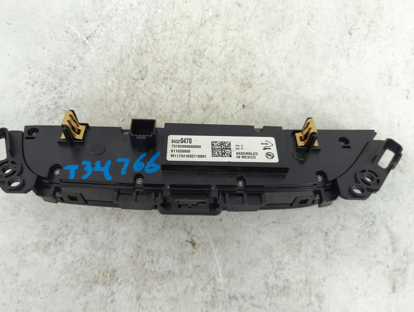 2018-2020 Buick Enclave Climate Control Module Temperature AC/Heater Replacement P/N:84320470 7370200000000X Fits OEM Used A