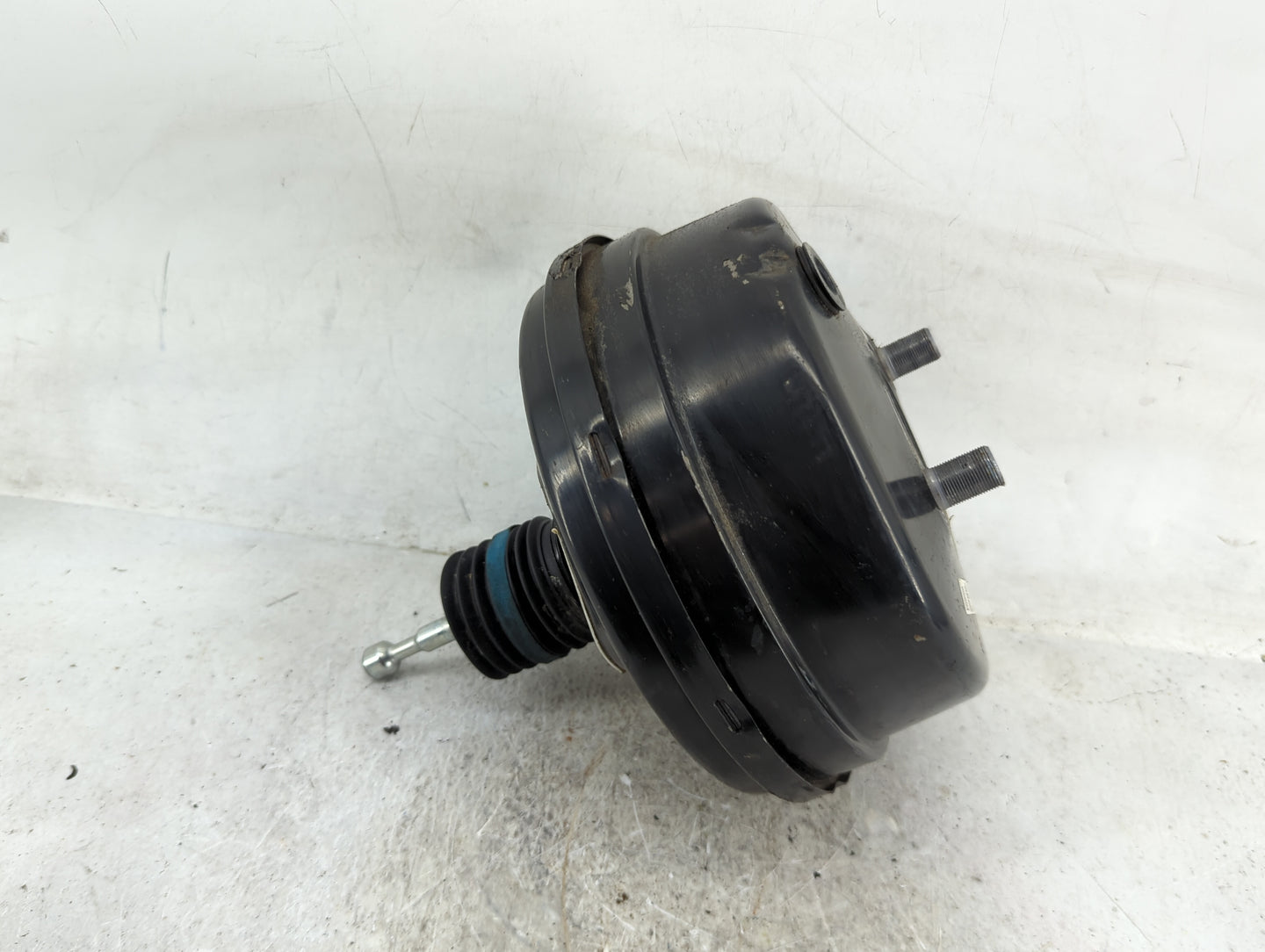 2018-2020 Buick Enclave Power Brake Booster Oem 1489640 - Oemusedautoparts1.com