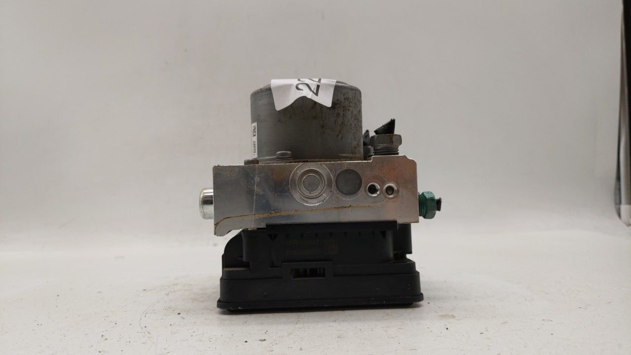 2018 Buick Enclave ABS Pump Control Module Replacement P/N:84497292 Fits OEM Used Auto Parts - Oemusedautoparts1.com