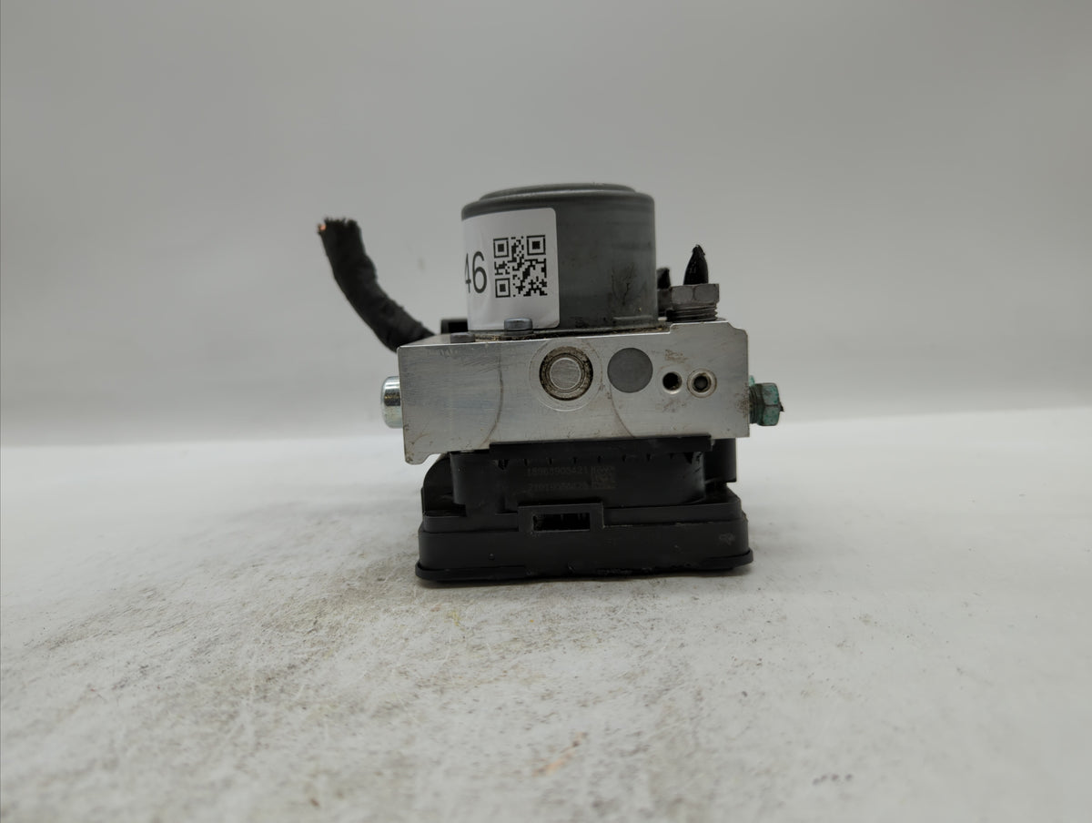 2018 Buick Enclave Anti-Lock Brake ABS Pump Module Actuator OEM P/N:84343137 84408136, 84497292 Fits OEM Used Auto Parts - O