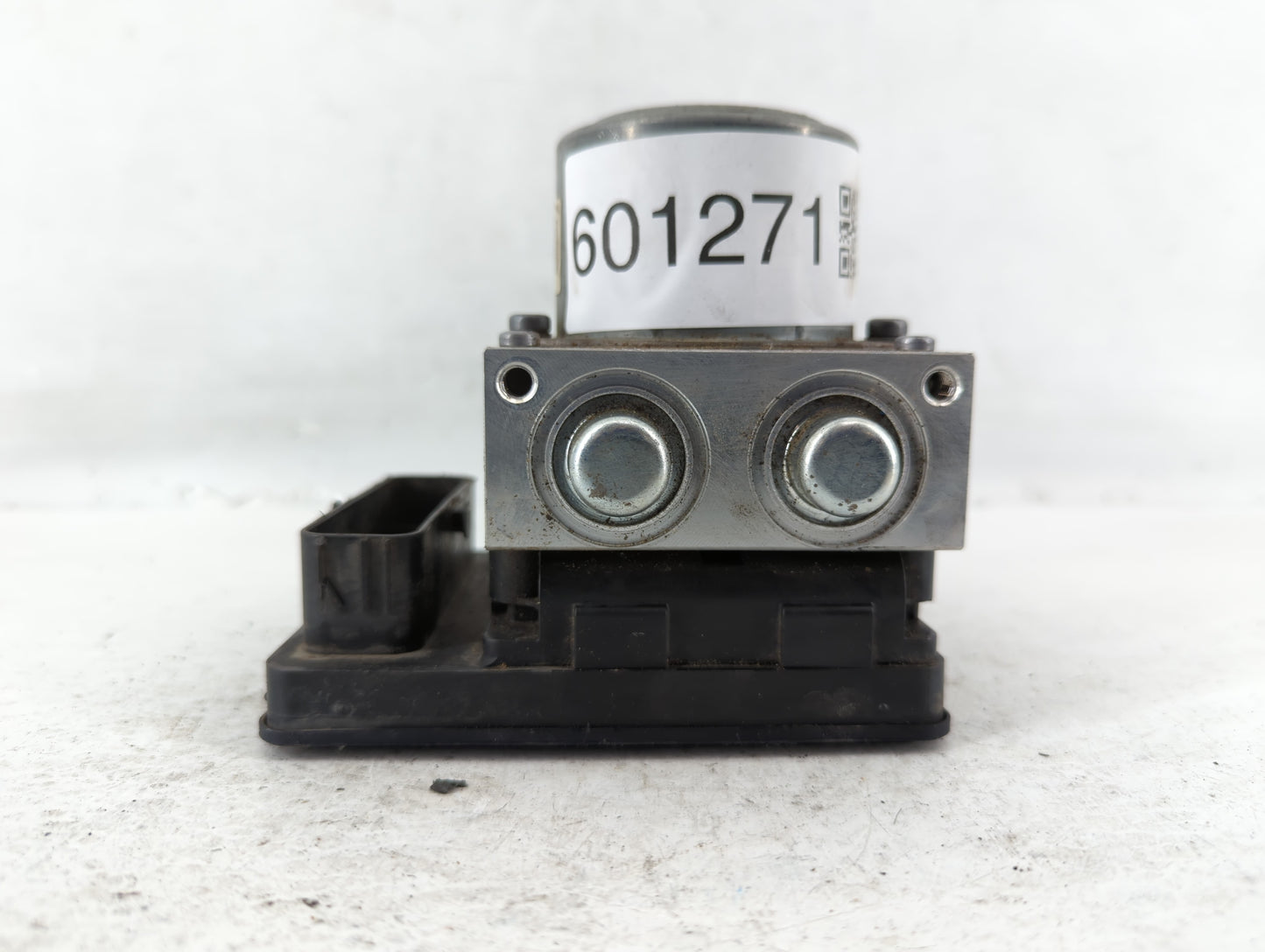 2018 Buick Enclave ABS Pump Control Module Replacement P/N:84408136 Fits OEM Used Auto Parts - Oemusedautoparts1.com