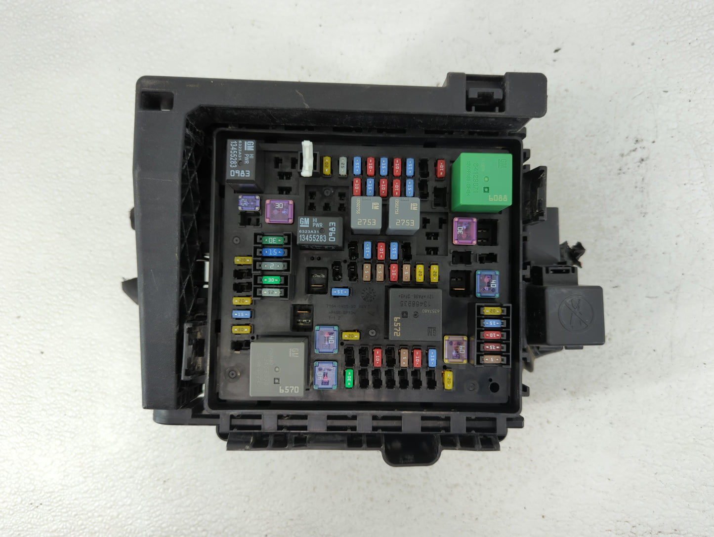 2018 Buick Enclave Fusebox Fuse Box Panel Relay Module P/N:7154-0936-30 Fits OEM Used Auto Parts - Oemusedautoparts1.com