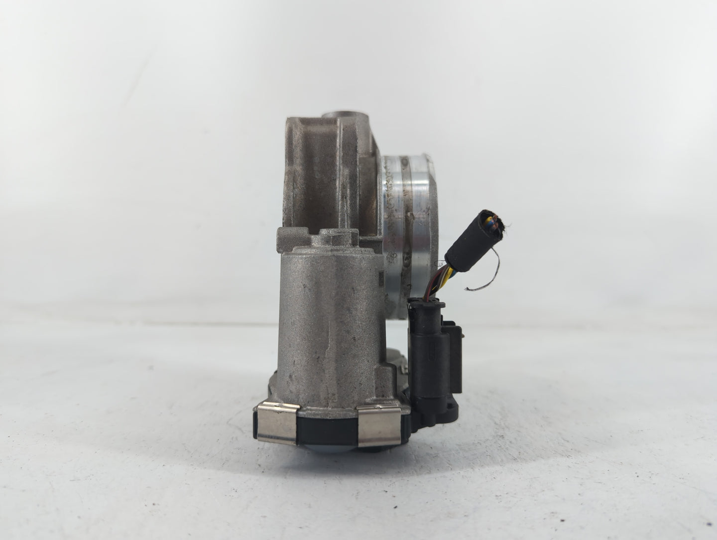 2012-2020 Buick Enclave Throttle Body P/N:12670981AA Fits Fits 2012 2013 2014 2015 2016 2017 2018 2019 2020 2021 2022 OEM Us