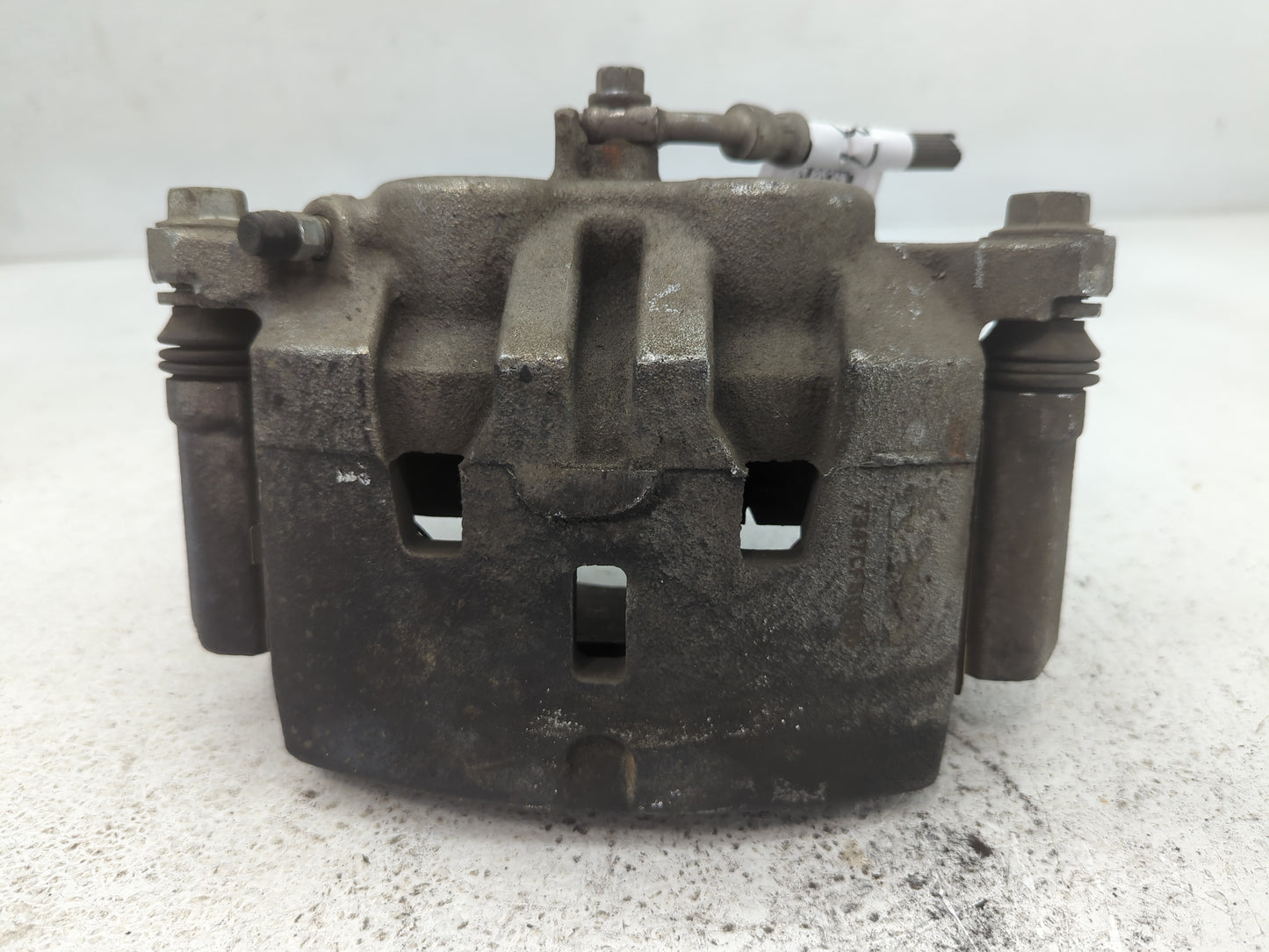 2018-2020 Buick Enclave Front Passenger Right Brake Caliper - Oemusedautoparts1.com