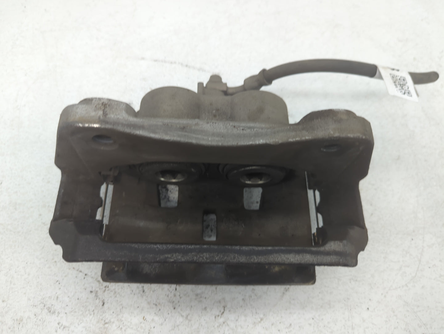 2018-2020 Buick Enclave Front Driver Left Brake Caliper - Oemusedautoparts1.com