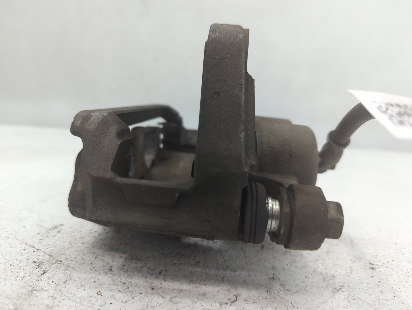 2018-2020 Buick Enclave Front Driver Left Brake Caliper - Oemusedautoparts1.com