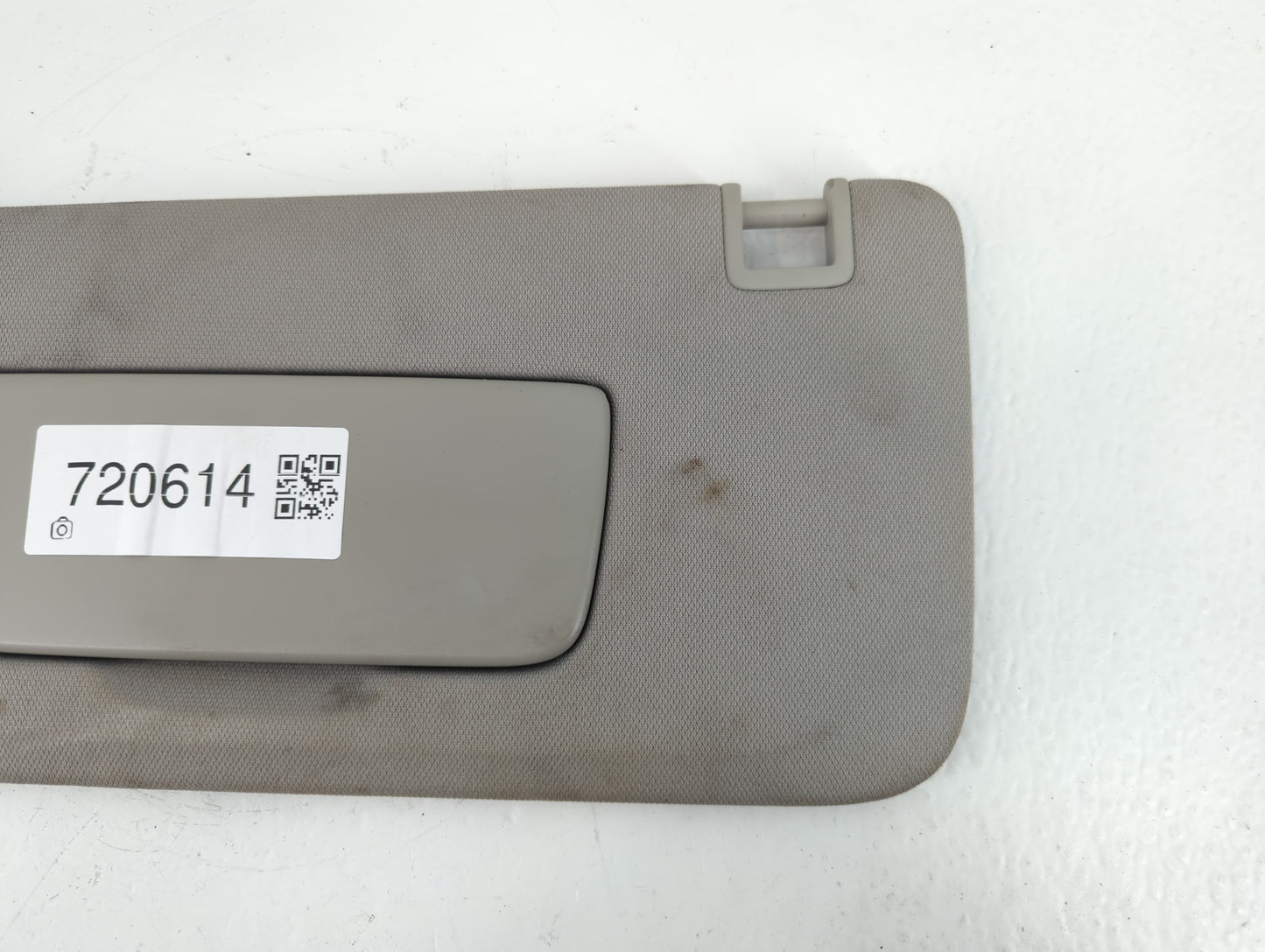 2018-2020 Buick Enclave Sun Visor Shade Replacement Driver Left Mirror Fits Fits 2018 2019 2020 OEM Used Auto Parts - Oemuse