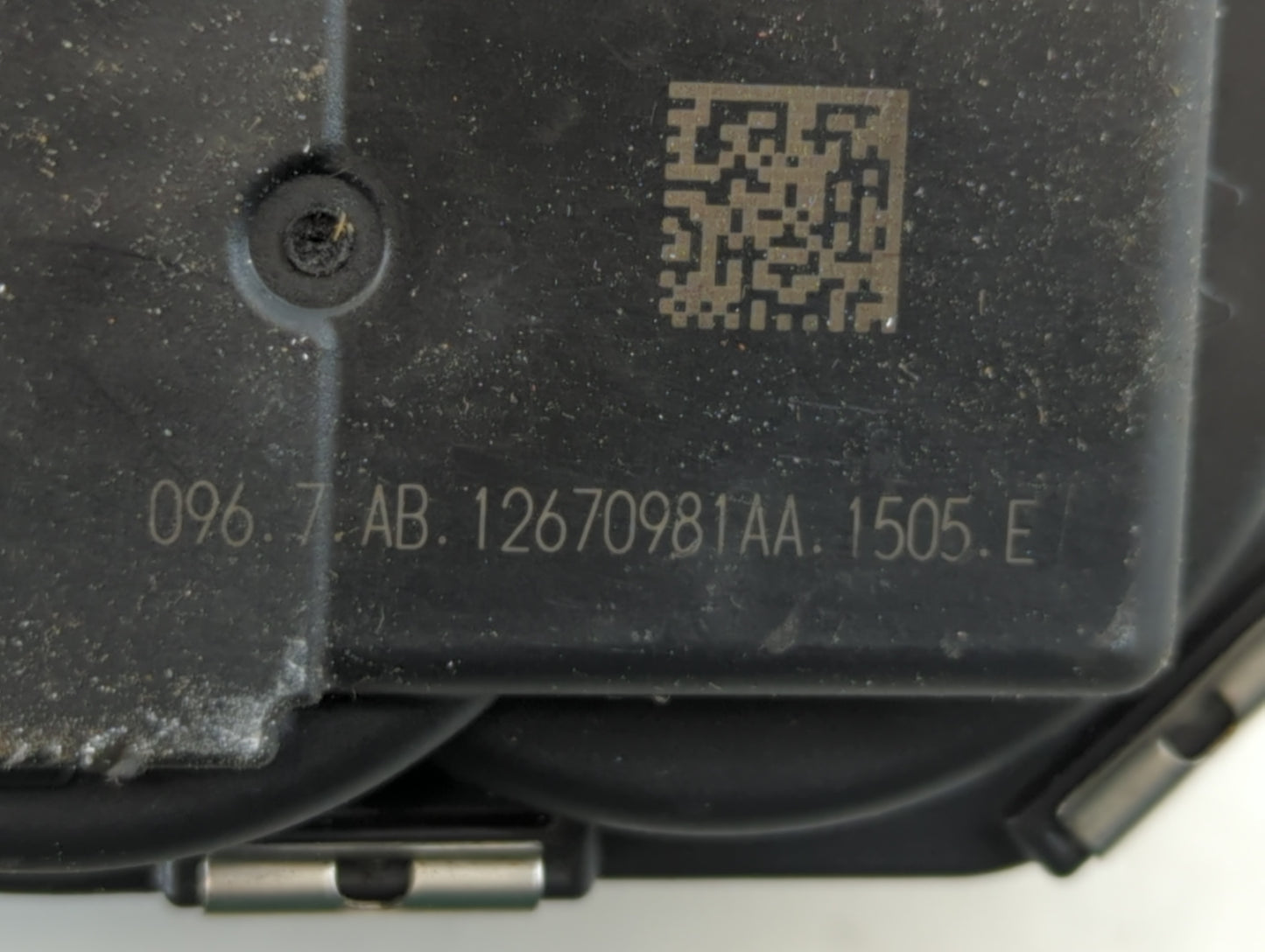 2012-2020 Buick Enclave Throttle Body P/N:12670981AA Fits Fits 2012 2013 2014 2015 2016 2017 2018 2019 2020 2021 2022 OEM Us