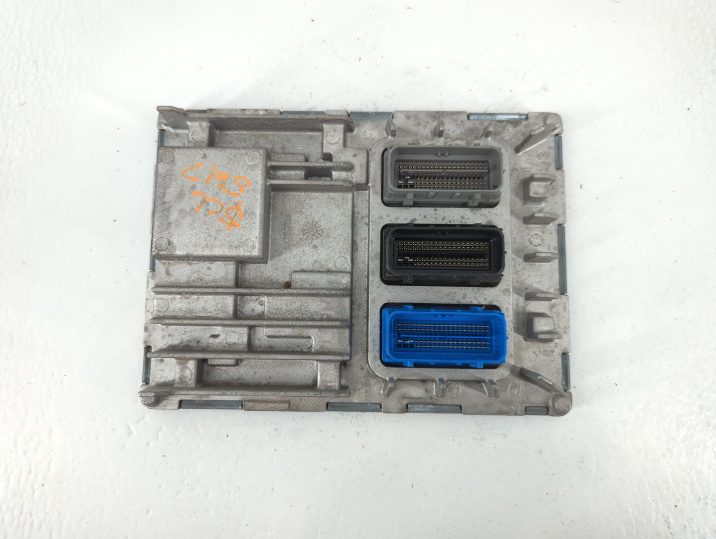 2018-2020 Buick Enclave PCM Engine Control Computer ECU ECM PCU OEM P/N:12687483 Fits Fits 2016 2017 2018 2019 2020 2021 202