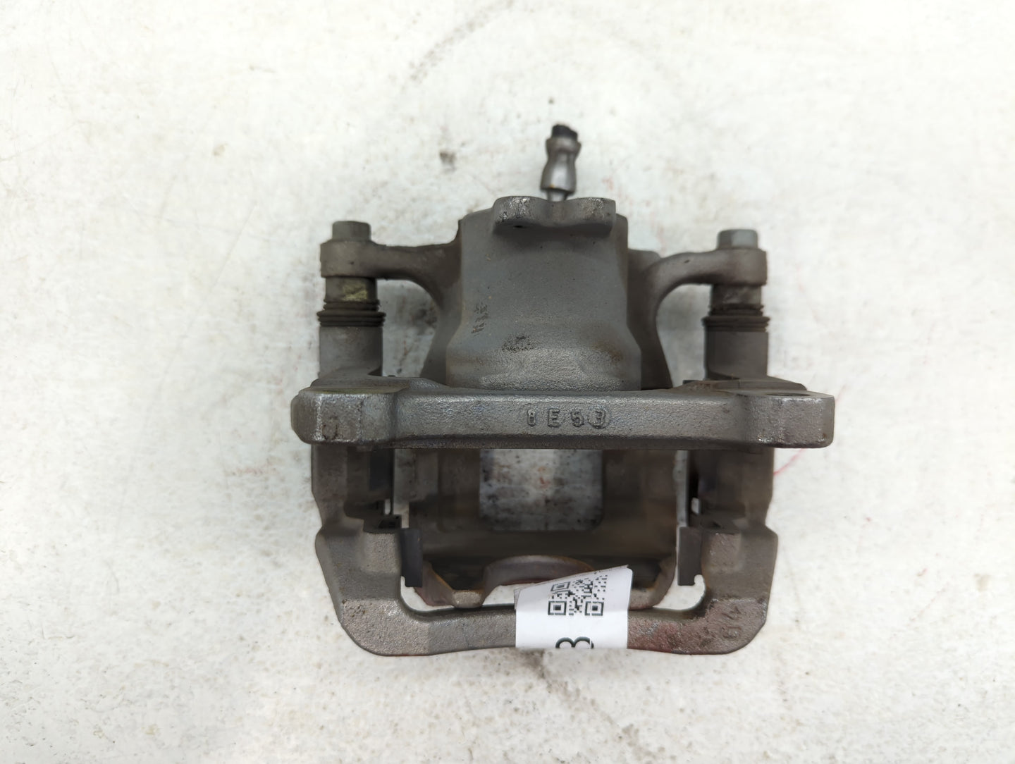 2018-2020 Buick Enclave Front Passenger Right Brake Caliper - Oemusedautoparts1.com