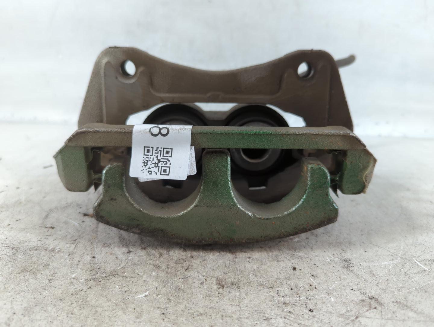 2018-2020 Buick Enclave Front Driver Left Brake Caliper - Oemusedautoparts1.com