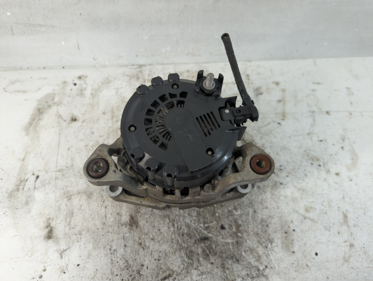 2013-2021 Buick Encore Alternator Replacement Generator Charging Assembly Engine OEM P/N:13597226 Fits OEM Used Auto Parts -