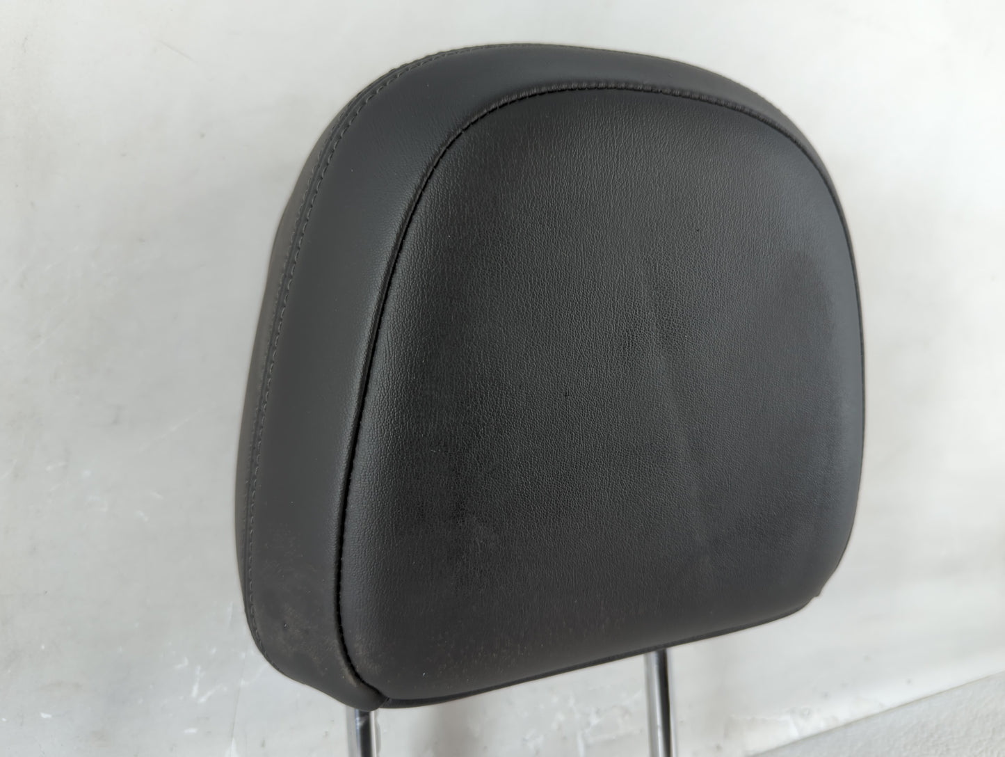 2015-2016 Buick Encore Headrest Head Rest Front Driver Passenger Seat Fits Fits 2015 2016 OEM Used Auto Parts - Oemusedautop