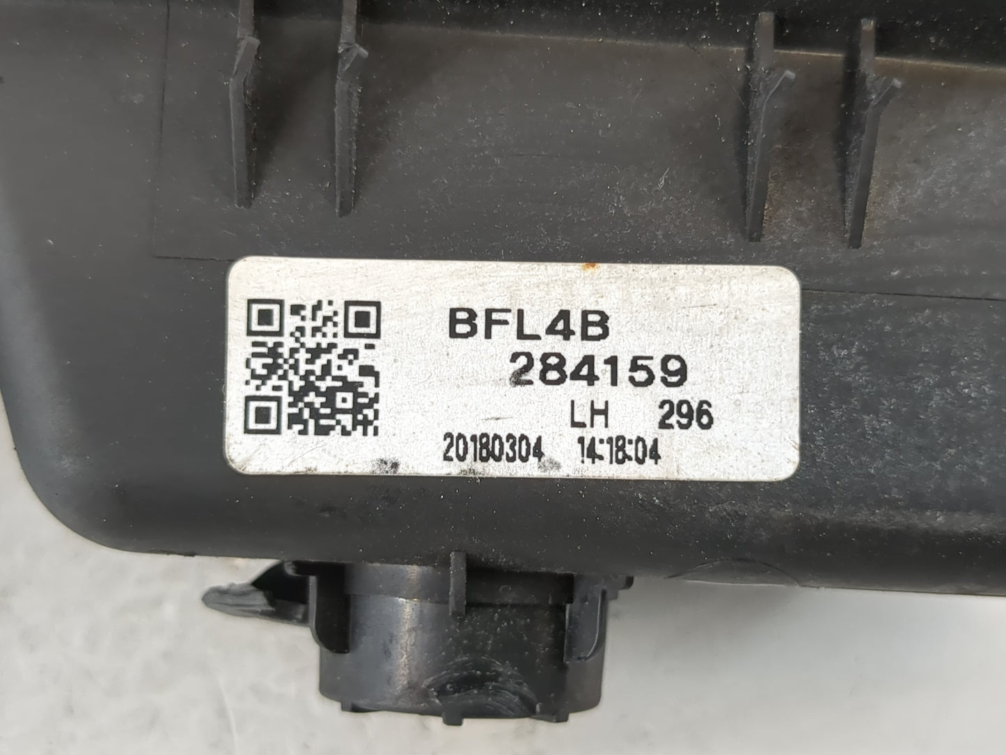 2017-2020 Buick Encore Master Power Window Switch Replacement Driver Side Left P/N:20180304 20190427 Fits Fits 2017 2018 201