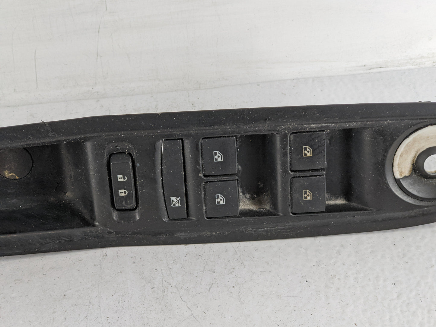 2017-2020 Buick Encore Master Power Window Switch Replacement Driver Side Left P/N:95025518-600R Fits Fits 2017 2018 2019 20