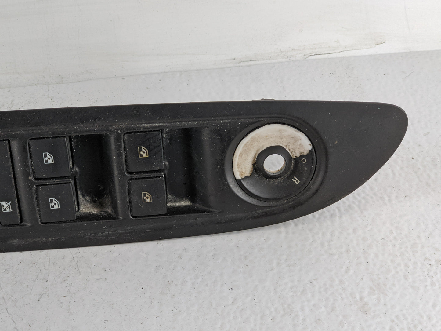 2017-2020 Buick Encore Master Power Window Switch Replacement Driver Side Left P/N:95025518-600R Fits Fits 2017 2018 2019 20