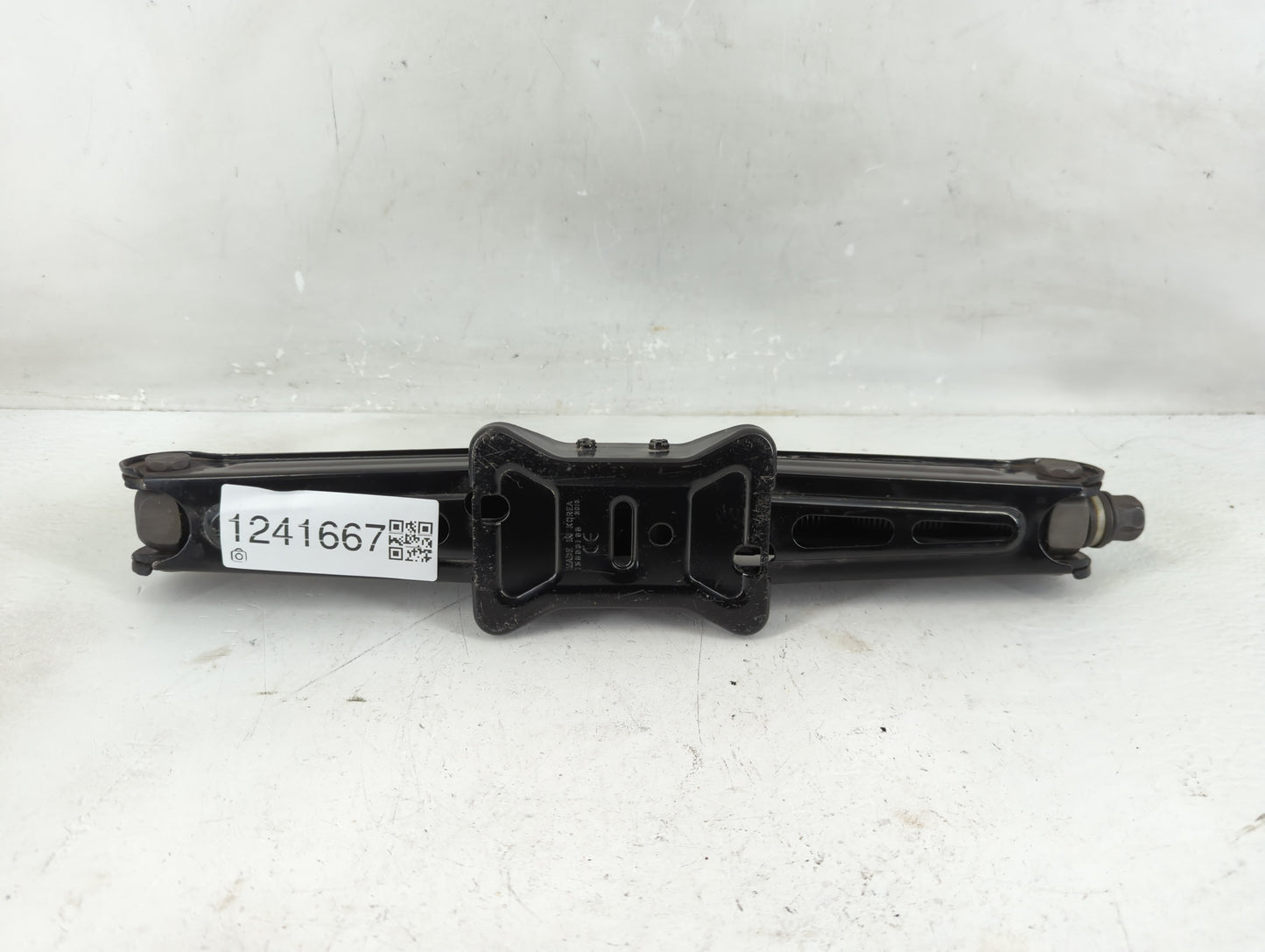2018 Buick Encore Spare Scissor Car Jack - Oemusedautoparts1.com