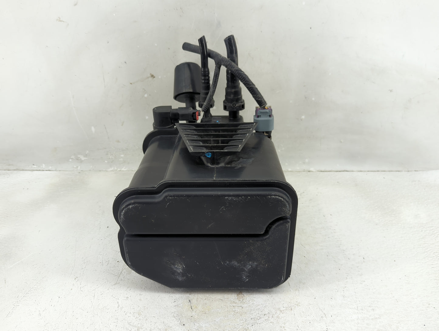 2018 Buick Encore Fuel Vapor Charcoal Canister 1356545 - Oemusedautoparts1.com