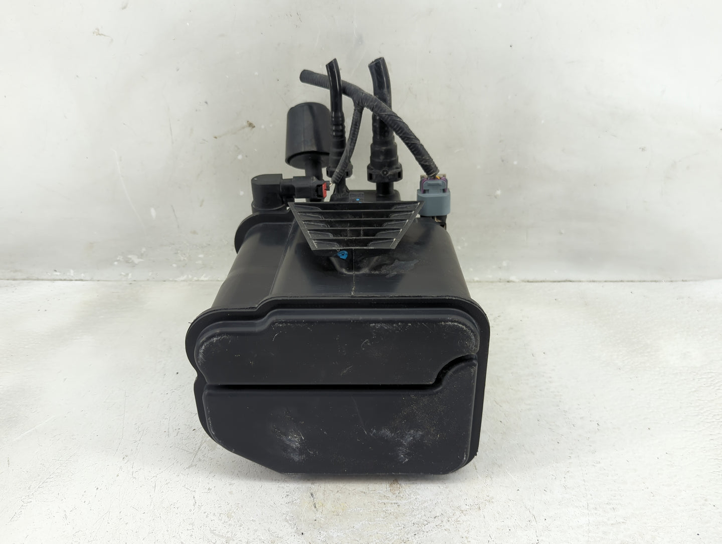 2018 Buick Encore Fuel Vapor Charcoal Canister - Oemusedautoparts1.com