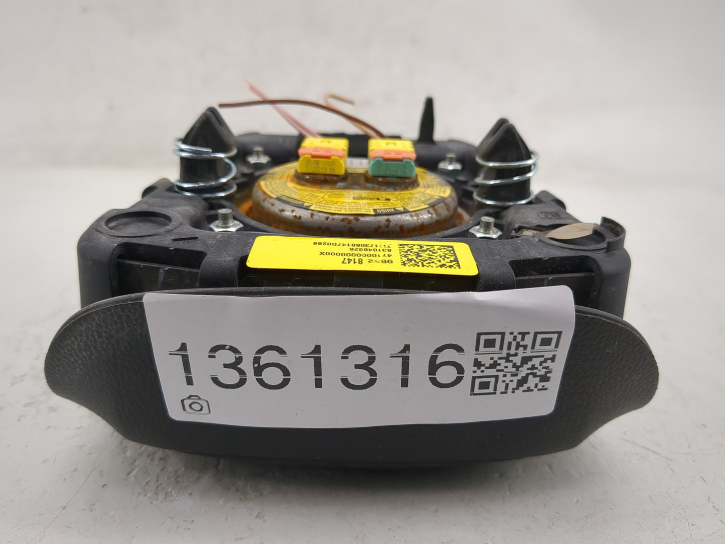 2013-2020 Buick Encore Air Bag Driver Left Steering Wheel Mounted P/N:95328147 Fits Fits 2013 2014 2015 2016 2017 2018 2019 