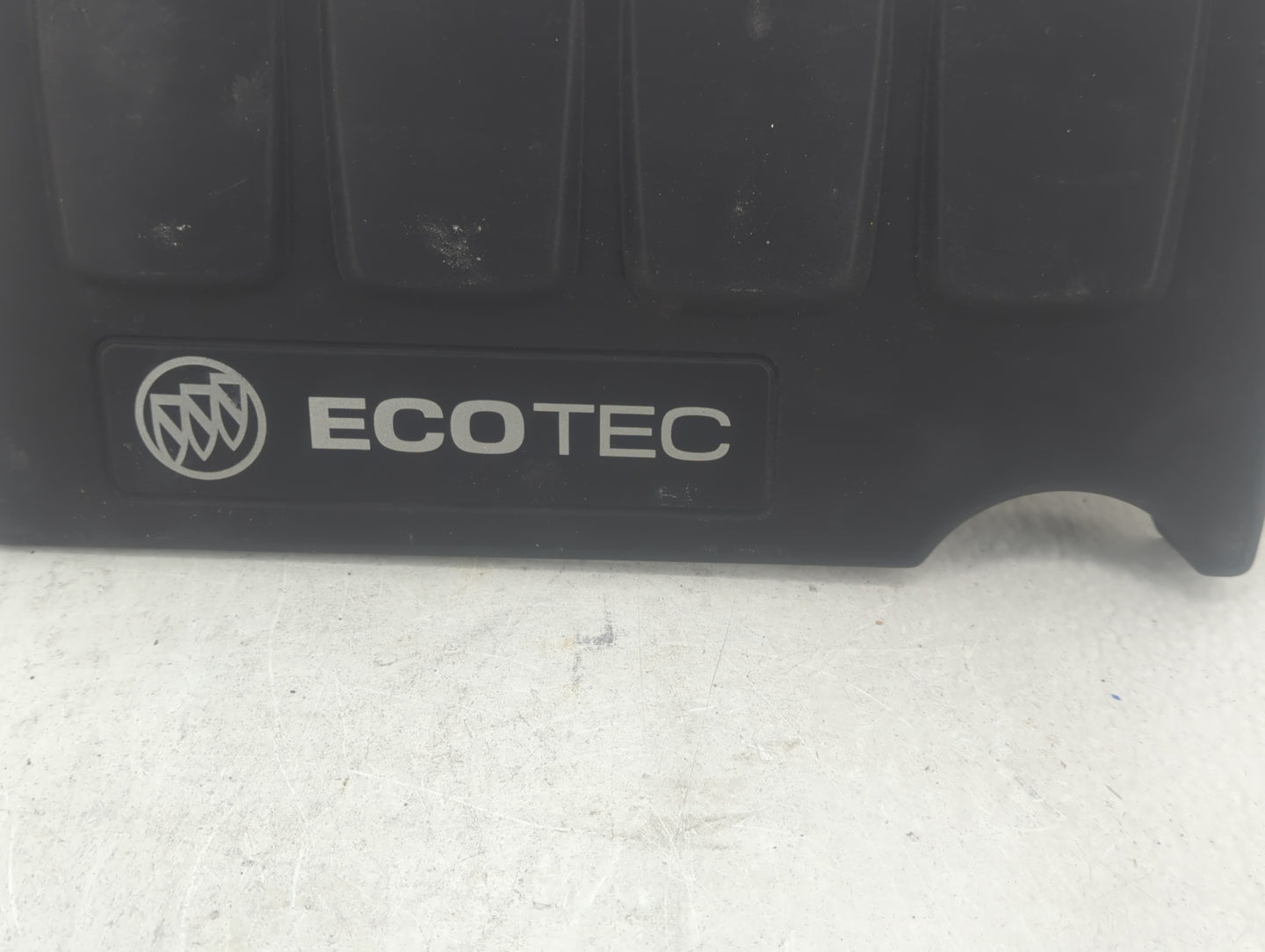 2018 Buick Encore Engine Cover - Oemusedautoparts1.com